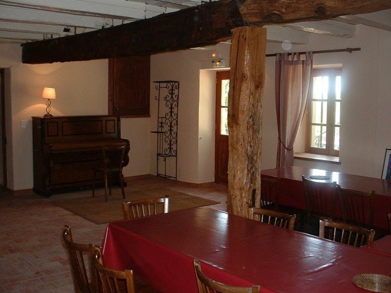 G&icirc;te &laquo;Le Pré Roy - 15 personnes - Château Thivin&raquo;