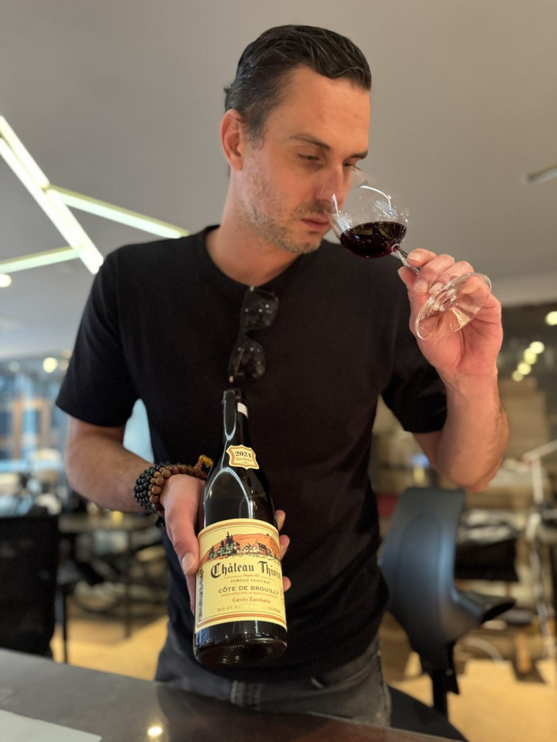 JAMES SUCKLING  Weekly Tasting Report "Jucy Beaujolais" - 2026/06